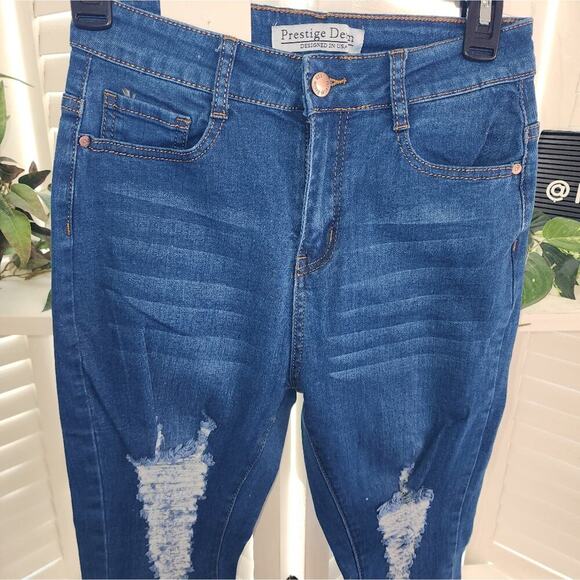 PRESTIGE DENIUM SIZE 5 DISTRESSED BLUE JEAN - Picture 2 of 7